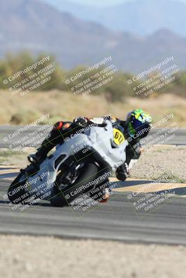 media/Oct-04-2025-CVMA (Sat) [[408bcdd6e4]]/Race 14-500-400-350 Supersport/